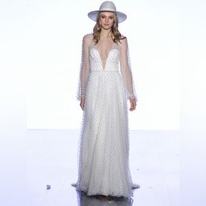 Willowby by Watters Wedding Dress size 10 NWT